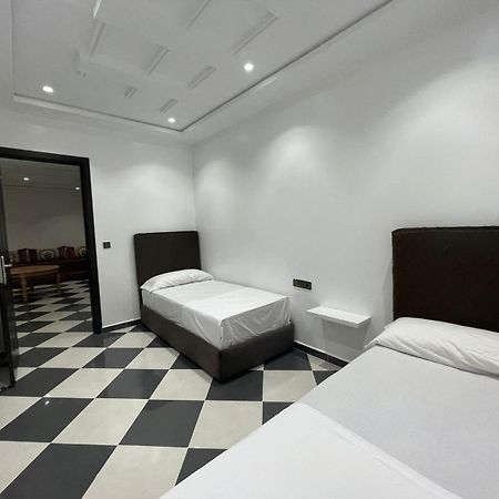 פנידק Dina Apartments מראה חיצוני תמונה