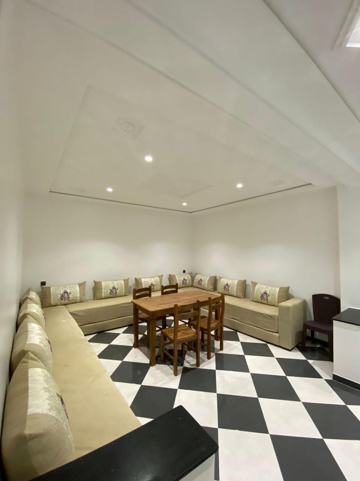 פנידק Dina Apartments מראה חיצוני תמונה