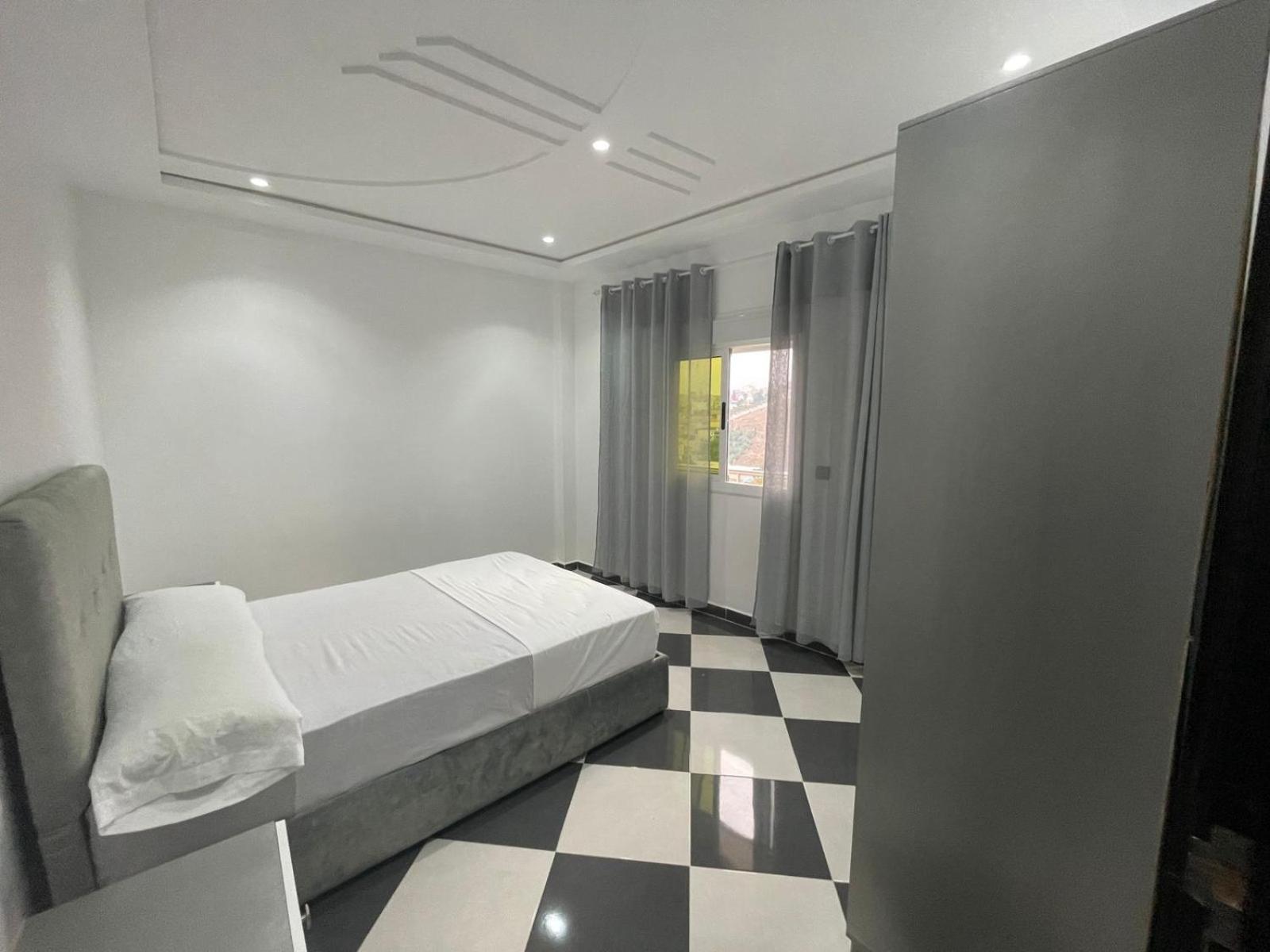 פנידק Dina Apartments מראה חיצוני תמונה