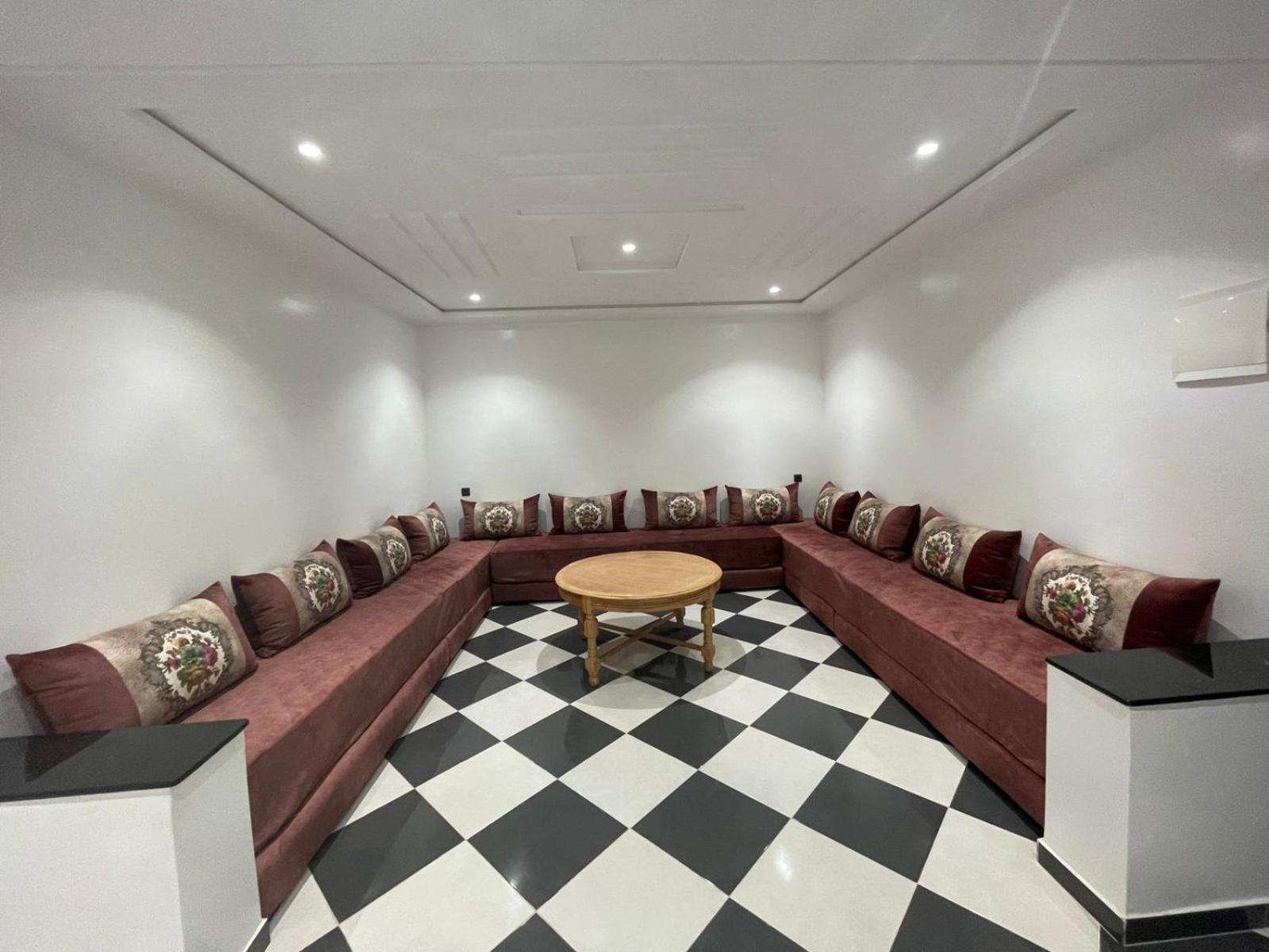 פנידק Dina Apartments מראה חיצוני תמונה