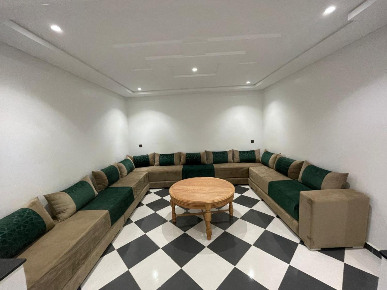 פנידק Dina Apartments מראה חיצוני תמונה