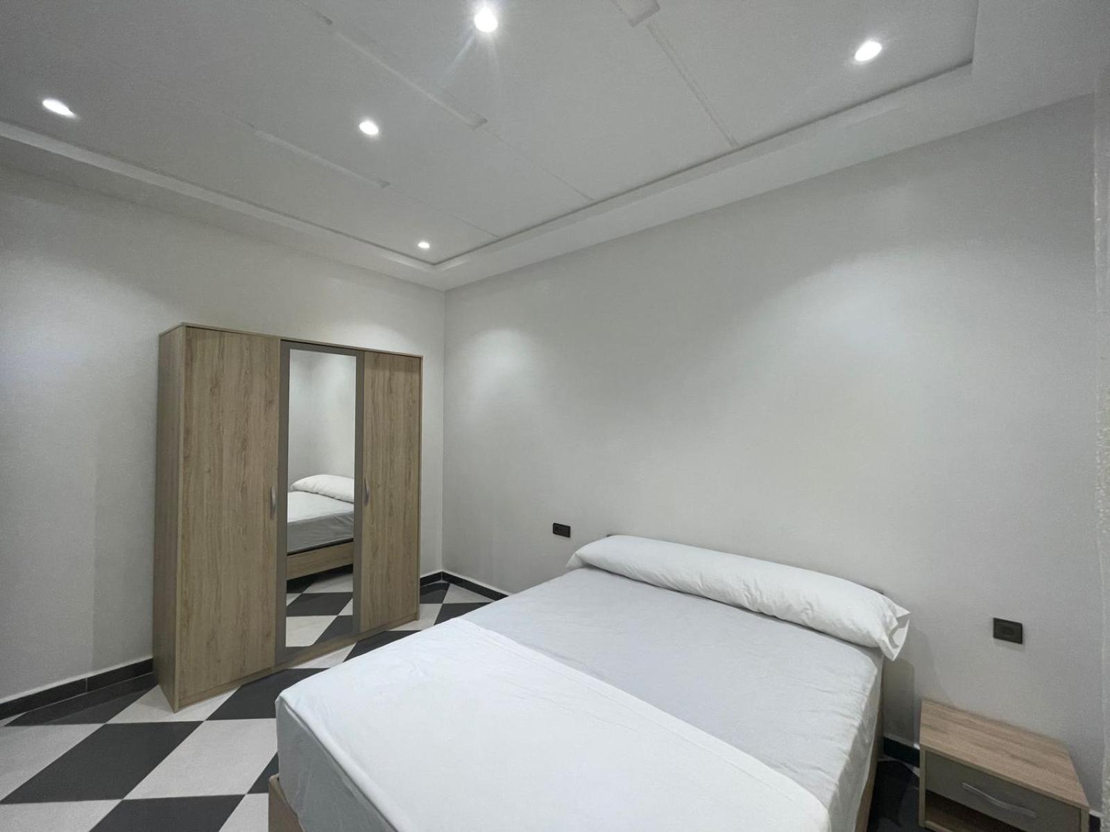 פנידק Dina Apartments מראה חיצוני תמונה